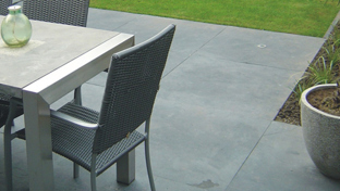 Terras schoonmaken