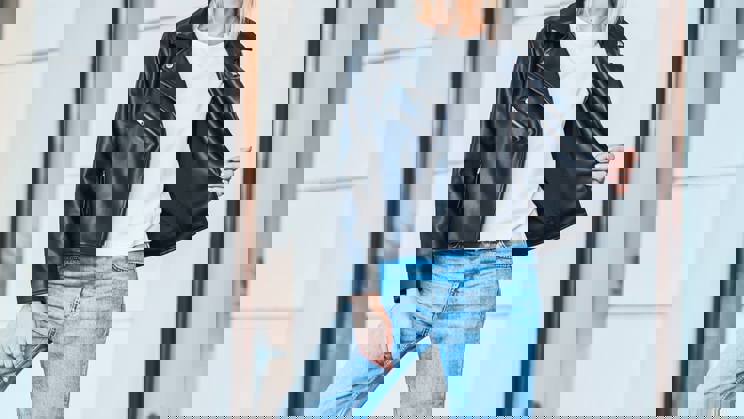 Shutterstock 2492206563