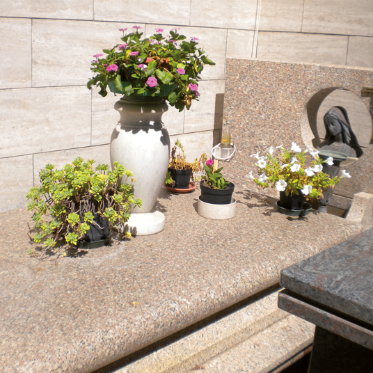 HG środek do czyszczenia nagrobków 