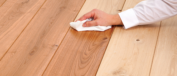 Houten vloer oliën