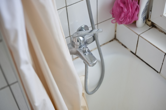 Waarom schimmel zo snel mogelijk verwijderen?