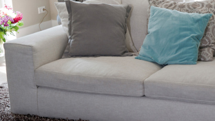 Flecken aus dem Sofa
