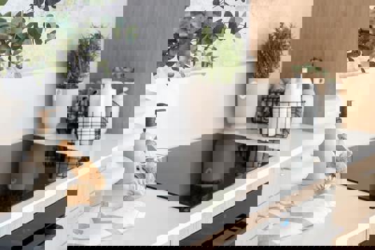 Ako upratať kuchyňu: čistenie spotrebičov