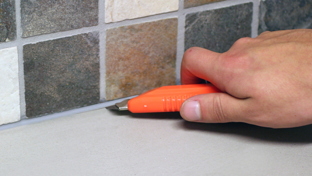 Enlever du silicone