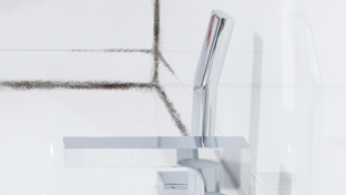 Come eliminare muffa in bagno