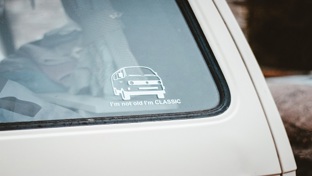 Stickers verwijderen auto