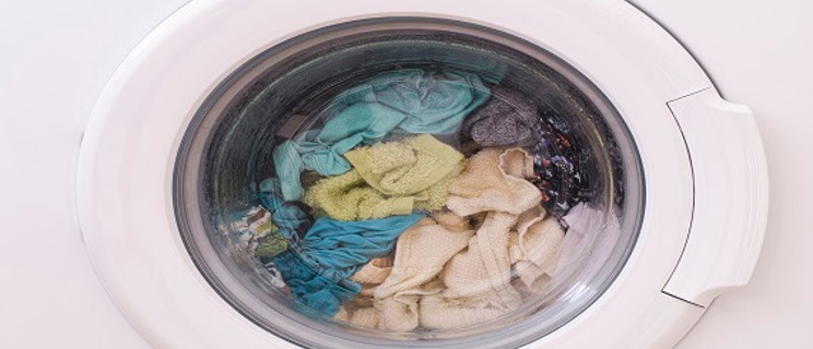How to get a damp smell out of clothes