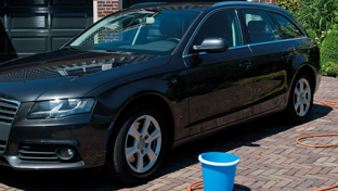 Auto schoonmaken