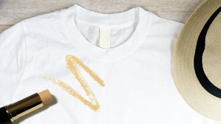 Foundation uit kleding