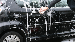 Auto waschen