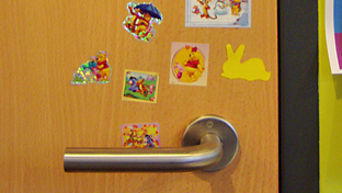 Enlever les restes de colle