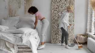 Millennials & Gen Z: 43% heeft conflicten over schoonmaaktaken