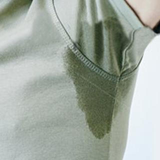 How to get sweat smell out of clothes