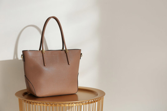 Domácí tipy, jak vyčistit koženou kabelku