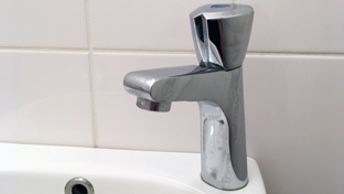 Kraan schoonmaken